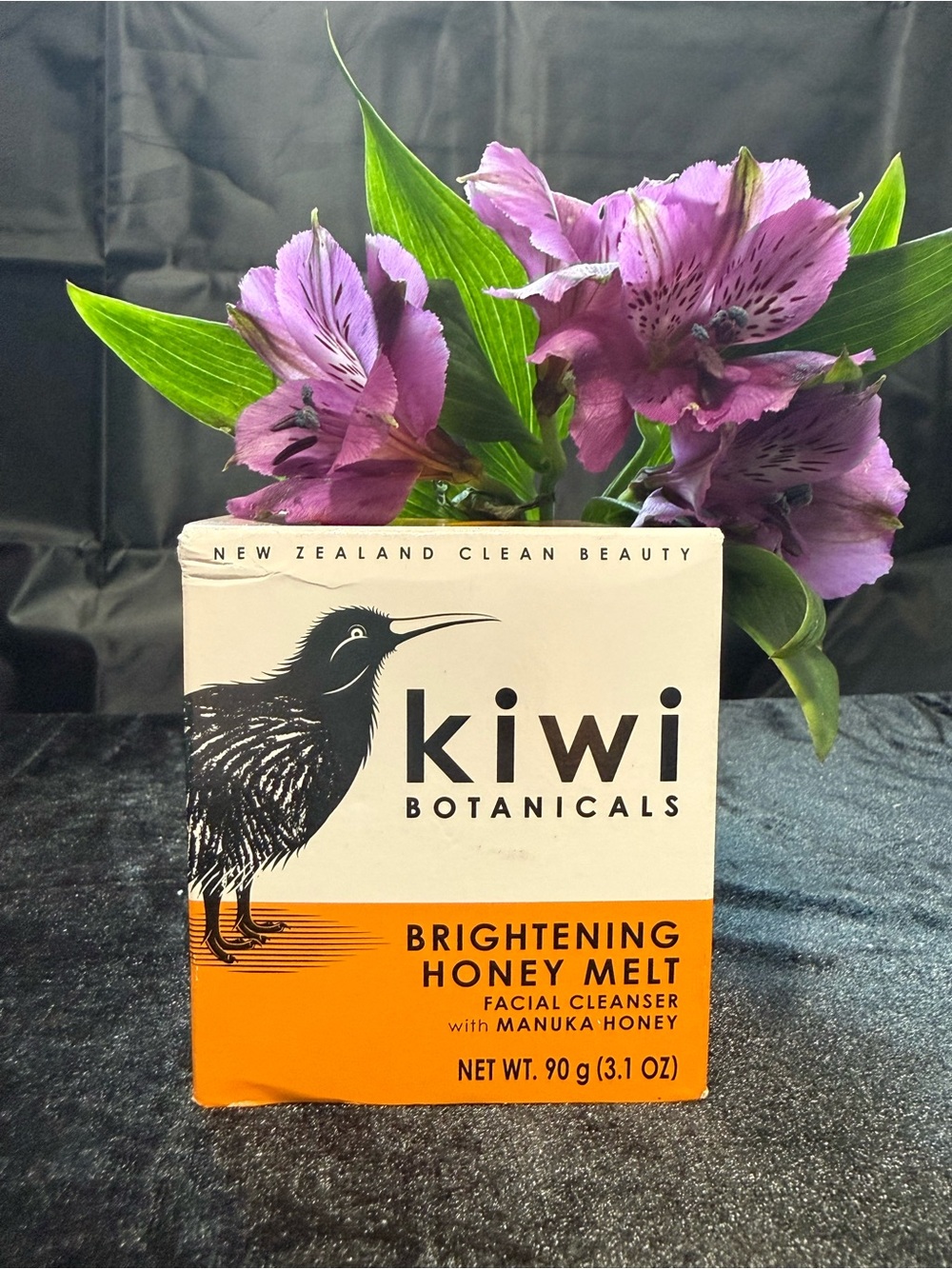 Kiwi Botanicals Brightening Honey Melt Facial Cleanser